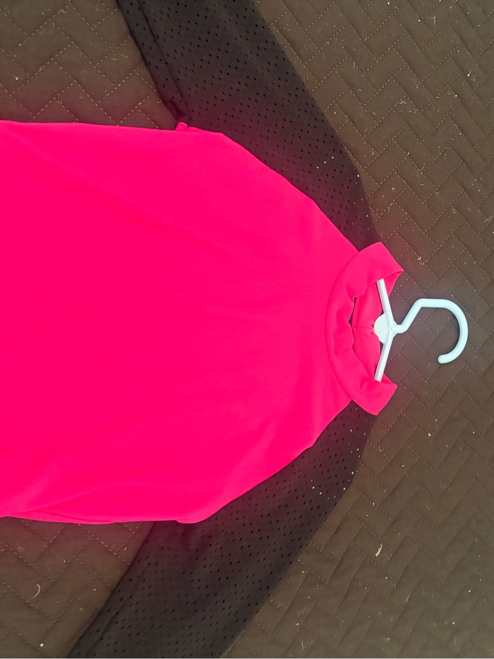 Pink chique sport top